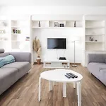 Namora Vila